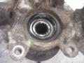 olka-akseli + napa vasen etu 40011-53J02, 40202-90J00 Nissan Primera