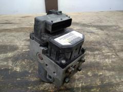 Kuva 1: abs hydraulipumppu, Toyota Corolla 1.4 Terra sedan -05 ZZE120L-DEMDKW