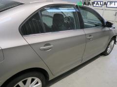 Kuva 1: oikea takaovi, Seat Toledo (NH) 1.4 TSI 5 LB