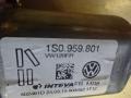 lasinnostimen moottori  Volkswagen Up 1.0