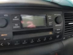 Kuva 1: radio, Toyota Corolla 1.6 VVT-i farm. -02