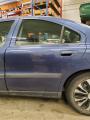 vasen takaovi  Volvo S60  2.4 T 2001 200hv 