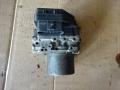 Kuva 1: abs hydraulikoneisto, Toyota Corolla 07-12 (E150)