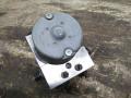 Kuva 4: abs hydraulikoneisto, Toyota Corolla (E120) 1.6 Sol Automatic Hatchback -05 ZZE121L-AHPNKW