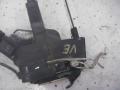 lukkolaite vasen etuovi 69040-60071 Toyota Landcruiser 4,2TD -01