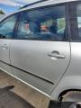 vasen takaovi  Toyota Avensis Verso SPORTVAN 2.0 D-4D 2001 116hv 