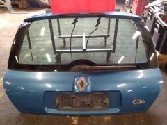 Kuva 1: takaluukku HB, Renault Clio 1.4 4D Hatchback -00