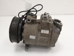 Kuva 1: ilmastoinnin kompressori, AUDI A6 Avant (4B, C5) 2.4 2004 170hv