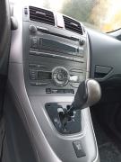 Kuva 1: radio, Toyota Auris 06-12