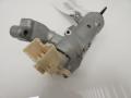 ohjaus/virtalukko+ Avain 45020-12-11 Toyota Hilux II Avolava 2.5 D-4D 4WD 2004 102hv