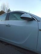 Kuva 1: oikea etuovi liftback, Opel Insignia A