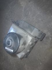 Kuva 1: abs hydraulipumppu, Mercedes-Benz C 180-320 (W203) 00-07