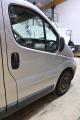 oikea etuovi  Renault Trafic II Umpikori (FL) 2.0 dCi 115 (FL0H) 2007 114hv 