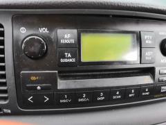 Kuva 1: radio, Toyota Corolla 1.4 VVT-i farm. -03