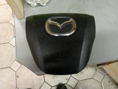 Kuva 1: air-bag kuljettajan turvatyyny, Mazda 6