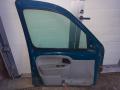 vasen etuovi  Renault Kangoo 03-07