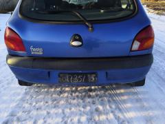 Kuva 1: takapuskuri, Ford Fiesta 1.3 5ov. -00