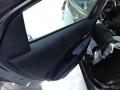 vasen takaovi  Mazda 2 1,5 HB