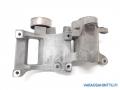 ilmastointi kompressorin kiinnike 16620-30010 Toyota Landcruiser KDJ95 3.0 D-4D