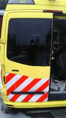 Kuva 1: perovi vasen (van) matala, Mercedes-Benz Sprinter 319 BlueTEC Ambulanssi (W906) -13