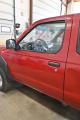 Kuva 1: vasen etuovi, NISSAN NAVARA 2.5 D 4x4 133hv