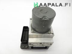 Kuva 1: abs hydraulikoneisto, Mercedes-Benz CLS (W219) 320 CDi