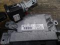 ohjausboksi ruisku+virtalukko+avaimet+oven lukkopatruna 8200700600 Renault Clio 1.1 STW -10 