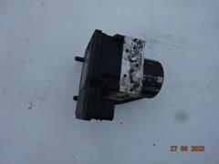 Kuva 1: abs hydraulikoneisto, Volkswagen Caddy 11-15