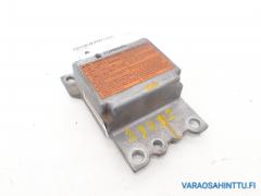 Kuva 1: air-bag keskusyksikk, Nissan King Cab 4WD 2,5D D22 -03