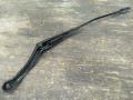 tuulilasin pyyhkimen varsi vasen 13182325 Opel Corsa 1.2 3D -07 hatchback