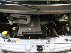 Kuva 1: moottori diesel, Ford Transit 2.2 TDCi 300M Low Van (etuveto)