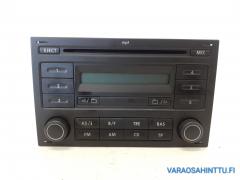 Kuva 1: radio, Volkswagen Golf IV variant 1,6 -06