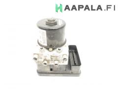 Kuva 1: abs hydraulikoneisto, BMW E90 320d Sed