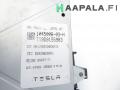 monitoiminäyttö  Tesla Model S 70D AWD