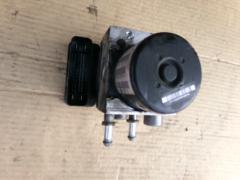 Kuva 1: abs hydraulikoneisto, Dodge Nitro 2.8 CRD