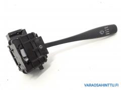 Kuva 1: monitoimikatkaisin pesu pyyhkimet, Nissan King Cab D22 2,5D 4x4 -03