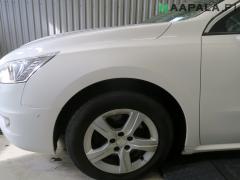 Kuva 1: lokasuoja etu vasen, Peugeot 508 1.6 THP Sed