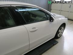 Kuva 1: oikea etuovi, Peugeot 508 1.6 THP Sed