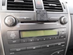 Kuva 1: radio cd dvd, Toyota Corolla 1.4 D4D -08