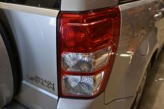 Kuva 1: takavalo oikea, Suzuki Grand Vitara 2.0 2006 Bensa