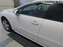 Kuva 1: vasen etuovi, Peugeot 508 1.6 THP Farm