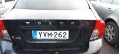 Kuva 1: takaluukku sedan, Volvo S40 musta sedan -08