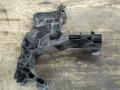 ajovalon kiinnitys kehys oikea 8200137496 Renault Megane Grand Scnic 1.9 dCi -04  