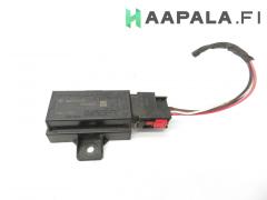 Kuva 1: ohjausboksi TPMS, Jeep Compass 2.4i 4X4