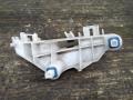 puskurin kiinnitysmuovi taka oikea 52562-52050 Toyota Verso-S 1.3 Luna -15 NSP120L-CHXGKW