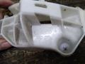 puskurin kiinnitysmuovi taka oikea 52562-52050 Toyota Verso-S 1.3 Luna -15 NSP120L-CHXGKW