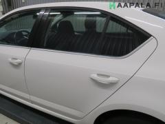 Kuva 1: vasen takaovi, Skoda Octavia III 1.6 TDi 5 HB