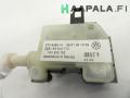 keskusl. m.pa.säil.kansi 1K5 810 773 Volkswagen Jetta V 2.0 TDi
