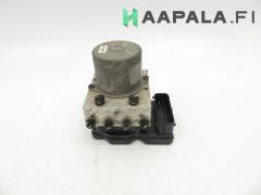 Kuva 1: abs hydraulikoneisto, Hyundai i40 1.6 GDi Sed