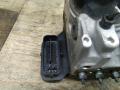 Kuva 2: abs hydraulikoneisto, Toyota RAV4 2.0 D4D -05 CLA21L-AWMNYW